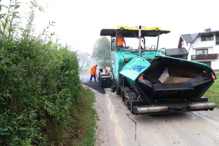 ASFALTIRANJE KOŽLJEK 01 FOTO LJUBO VUKELIČ